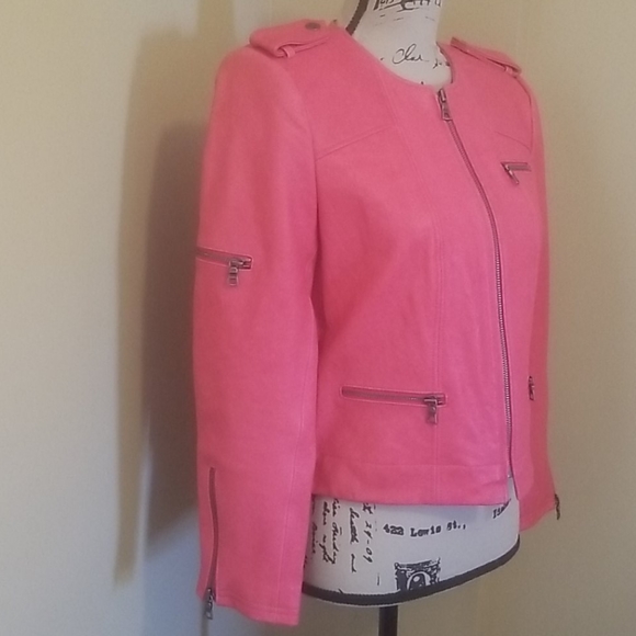 Jacket - Picture 2 of 4